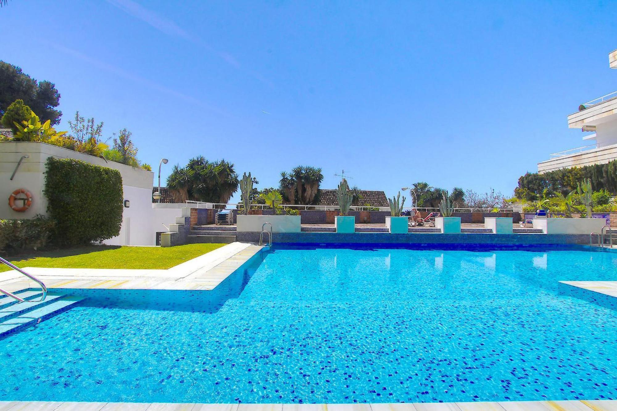 1149 Unique Beachfront Penthouse Center 400m2 Apartment Marbella