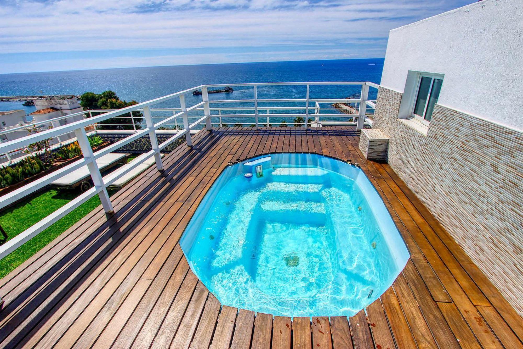 Apartment 1149 Unique Beachfront Penthouse Center 400m2