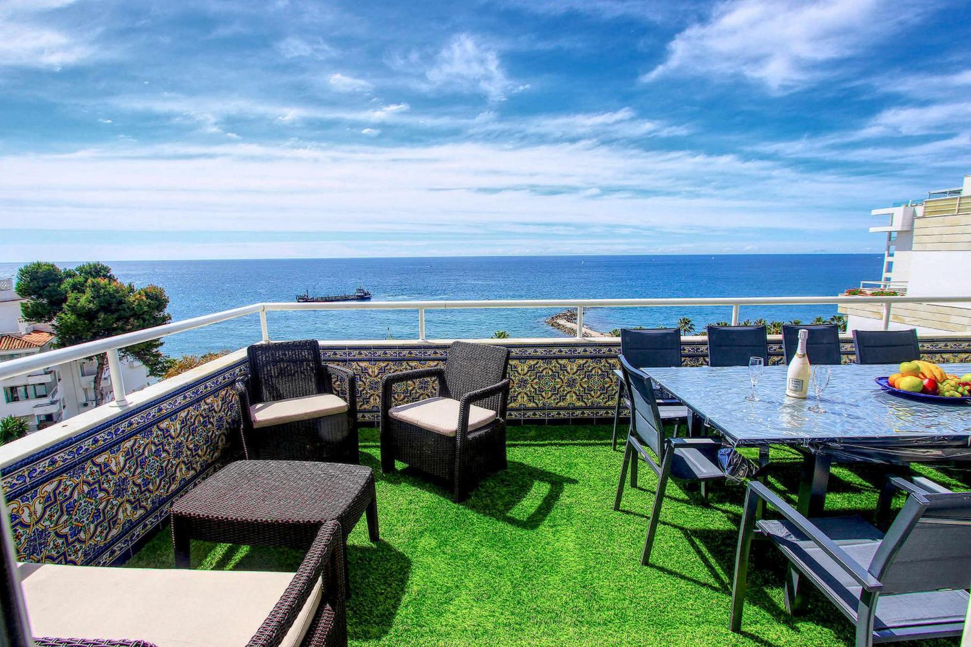 Apartment 1149 Unique Beachfront Penthouse Center 400m2